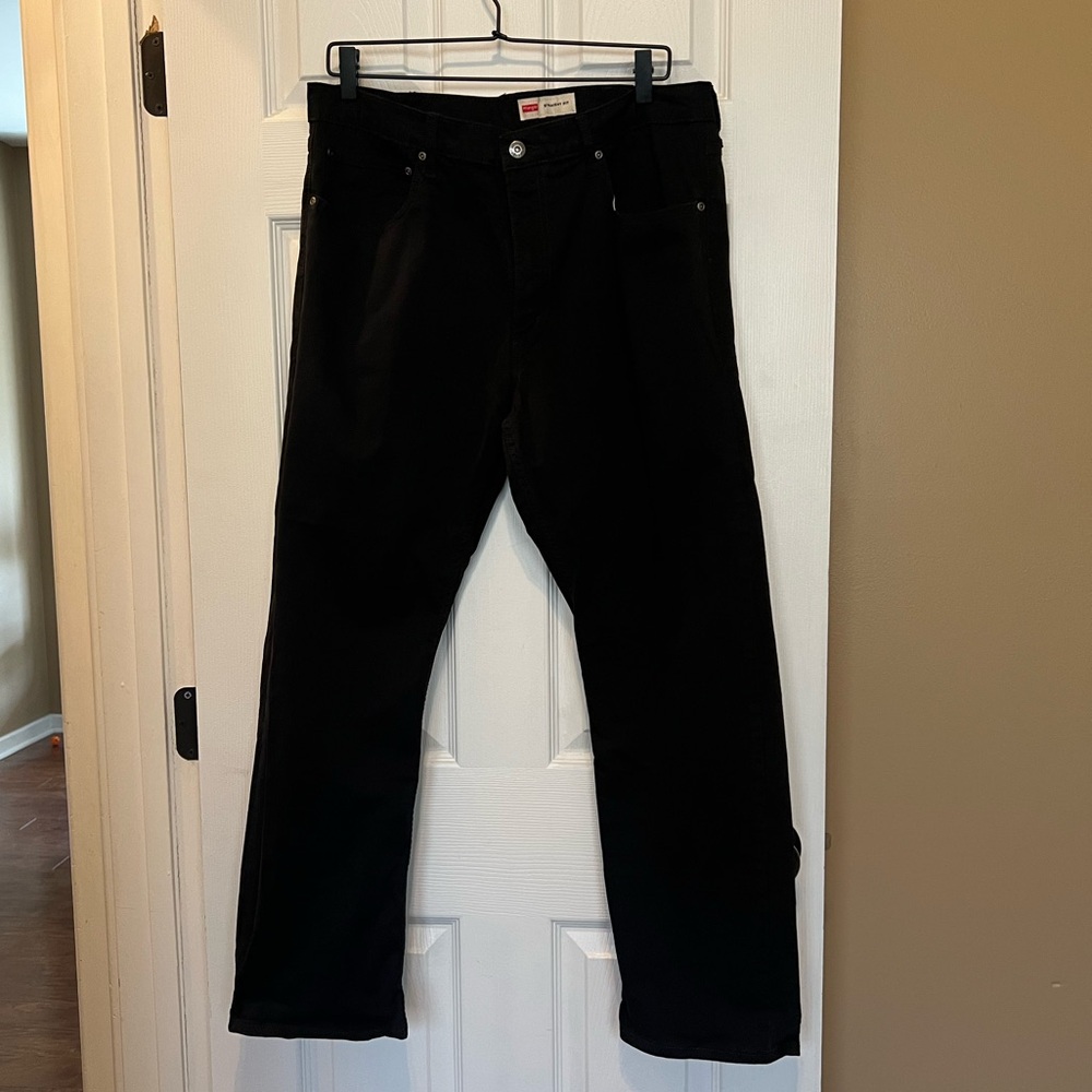 Wrangler Men's Black Straight Leg Denim Jeans Regular Fit, Size 36x29
